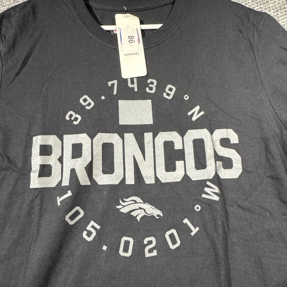 NFL Team Apparel Denver Broncos Black Long Sleeve Graphic Shirt Mens Medium NWT